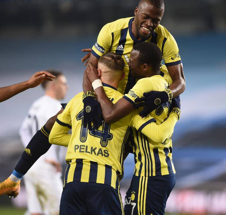 Fenerbahçe - Ankaragücü maçından öne çıkan fotoğraflar