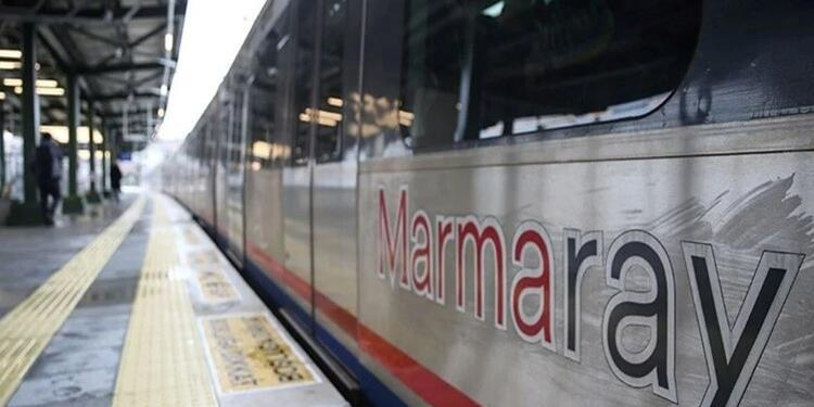 Marmaray’da hafta sonu seferleri 01.30’a kadar uzatıldı