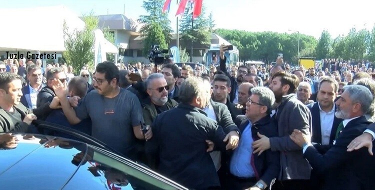 İSKİ tesisi açılışında Dr.Şadi YAZICI' ya protesto tuzla