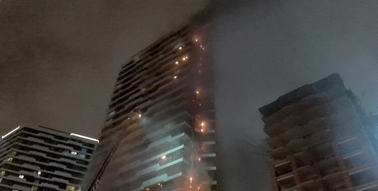 Kadıköy Fikirtepe'de rezidans yangını