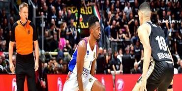 EuroLeague'de üst üste Anadolu Efes 3. galibiyetini aldı