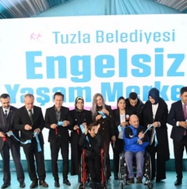 Tuzla'da Engelsiz Yaşam Merkezi açıldı