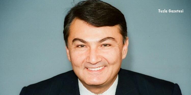 Deniz Baykal Kimdir
