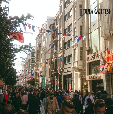 İstanbul İstiklal Caddesi