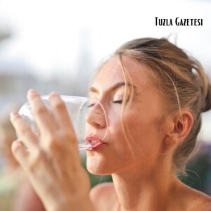 Düzenli Su içmenin vücudumuza Faydaları, Günde Kaç litre Su içmeliyiz