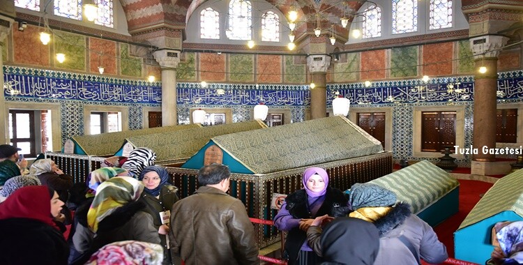 ‘Ramazan’da camileri geziyorum’ etkinliği' Tuzla Belediyesi