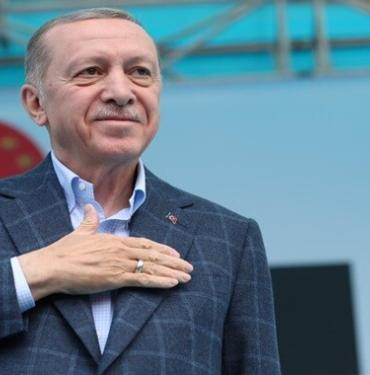 Depremzede kardeşlerimizi sahipsiz bırakmayacağız