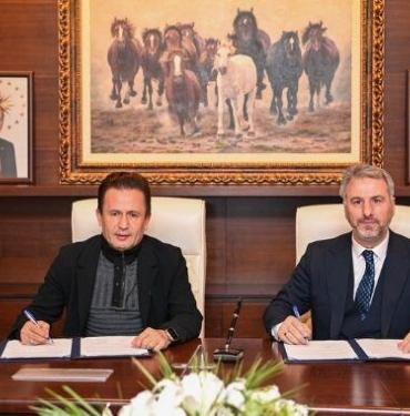 Şadi Yazıcı'dan Tuzla Belediyesi Personeline Büyük Zam